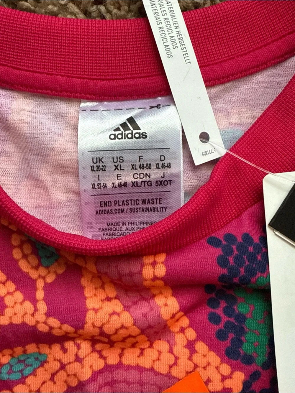 NWT Adidas x FARM Rio Women’s Graphic Tee Vivid Berry Size XL - Picture 3 of 5